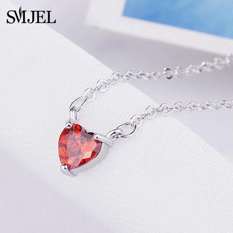 

SMJEL Korean Small Love Heart Necklaces Women Crystal Heart Silver Chain Simple Clavicle Temperament Jewelry Wedding Gifts