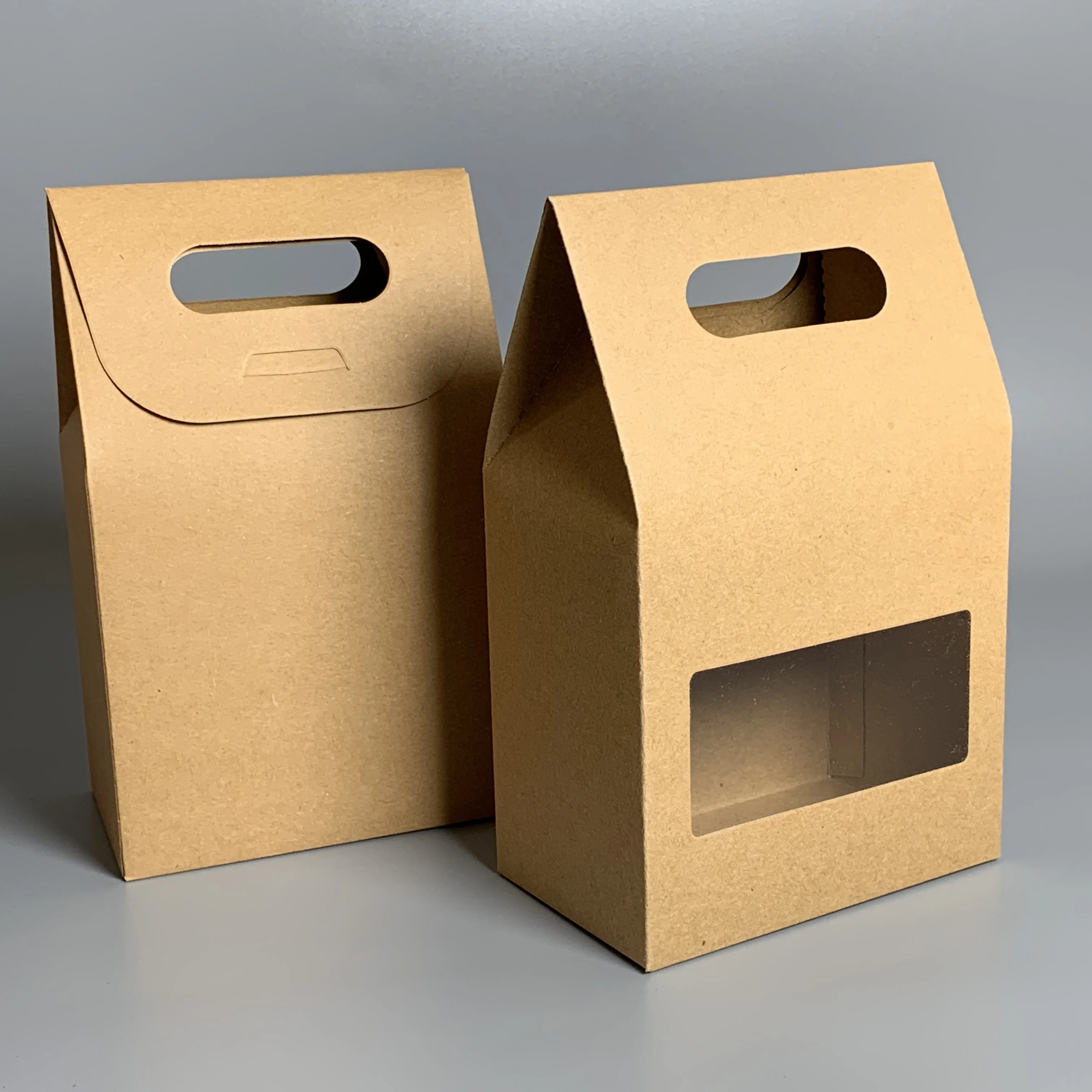 

12Pcs 3 Style Kraft Paper Gift Seal Packaging Bag With Handle Handmade Home Dessert Packaging Boxes With PVC Window
