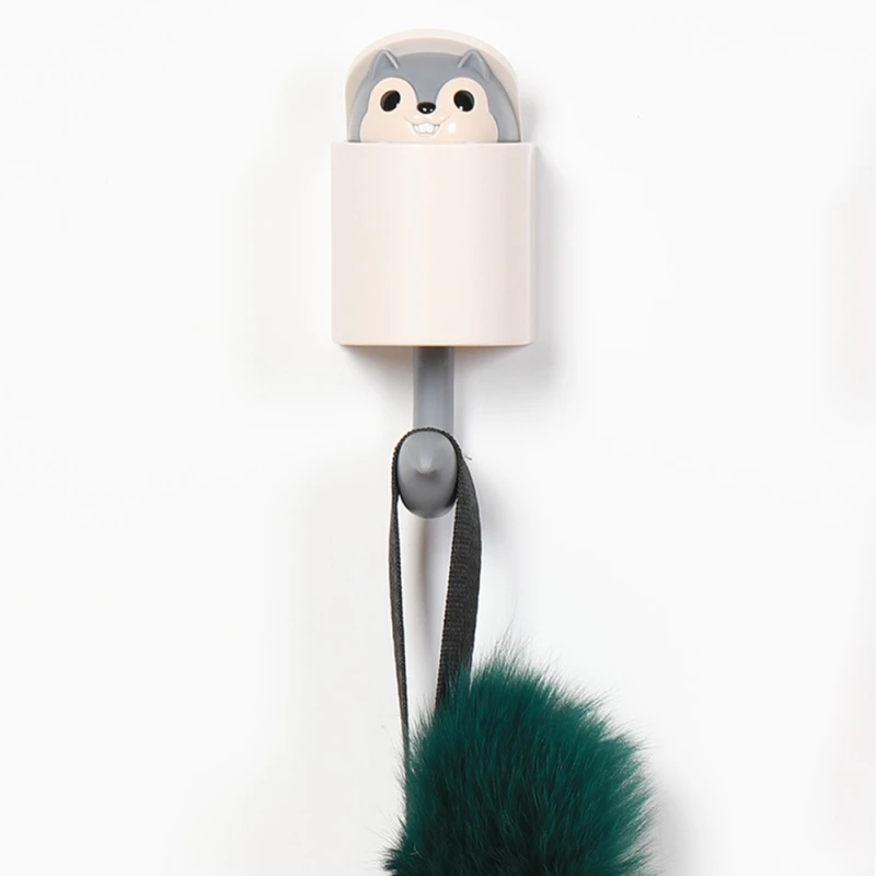 

Squirrel Design Towel Hooks Robe Hanging Hooks Hats Clothes Bag Key Adhesive Wall Hanger for Kitchen Bathroom 1PCS