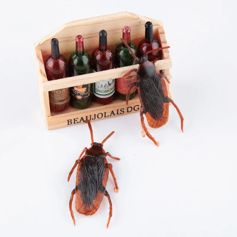 

Reality Simulating Cockroach Plastic Rubber Cockroach Halloween & Fool's Day Little Toy Free Shipping ingbaby
