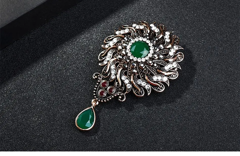 flower-vintage-brooch-statment-green-color-with-pendant_04
