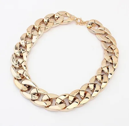 905995491_1950307735