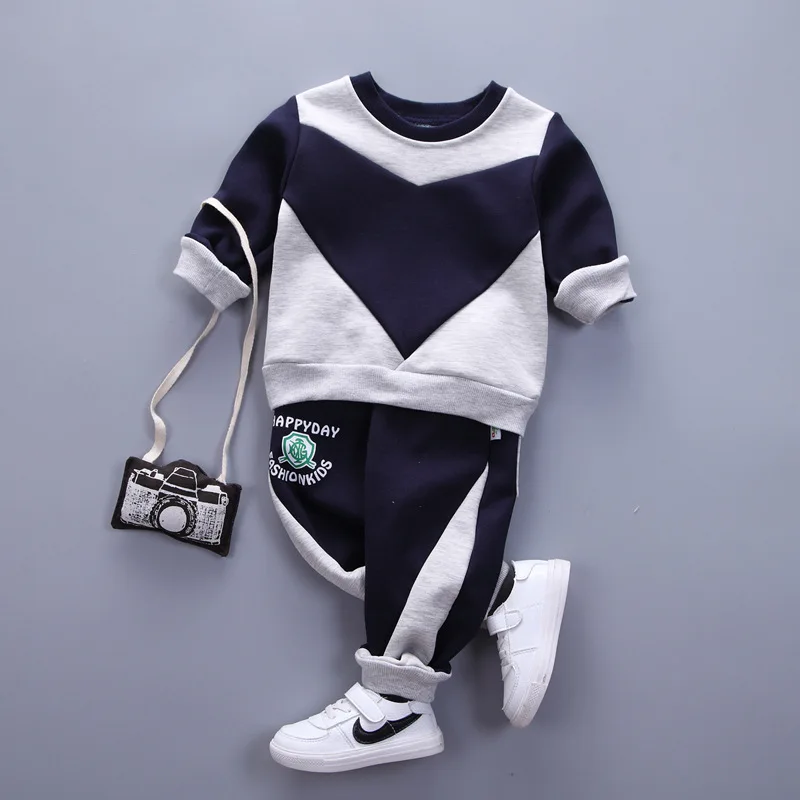 

2016 Autumn and Winter Two-Piece Pull-Over Children Sports Set Outwear Kids Tracksuit Long Sleeve Velvet Coat and Pants