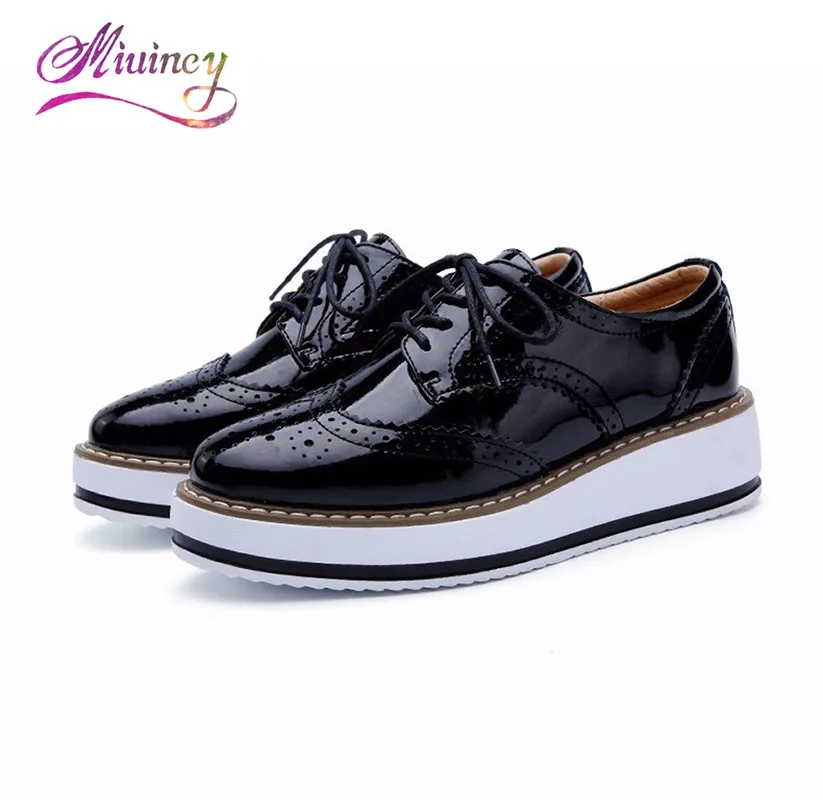 platform patent brogues
