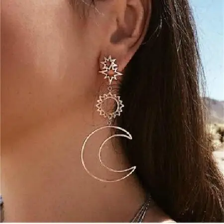 

a280 Stylish atmosphere elegant vintage lady asymmetrical exaggerated gas moon, sun earrings