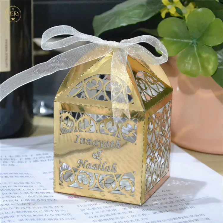 

Classical filigree laser cut gold wedding favors gift boxes with free ribbon