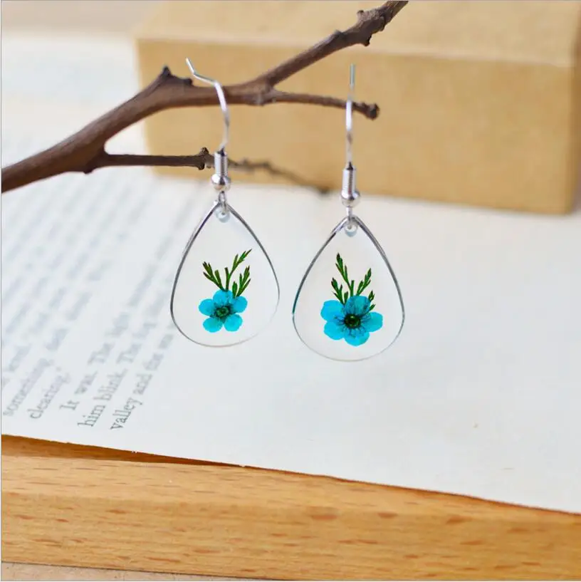 

2018 New Style Art Epoxy Dried Earrings Earrings Hypoallergenic Four colors optional