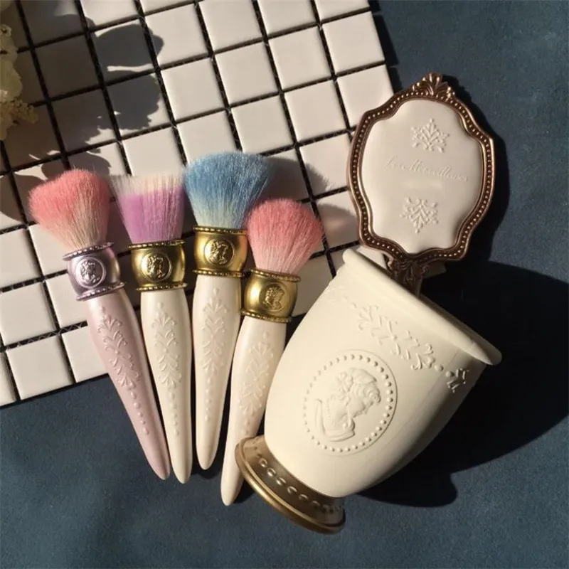 

Pro Makeup Cosmetic Brushes Powder Foundation Eyeshadow Lip Brush Tool maquiagem Palace Makeup Brushes Separately Cosmetic Cup