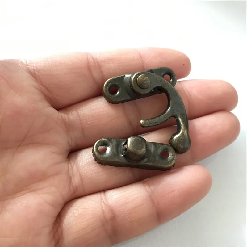 Box-Suitcase-Toggle-Latch-Buckles-Sewing-Bag-Clasp-for-Closure-Box-Chest-Suitcase-Bag-Case-Lock (3)