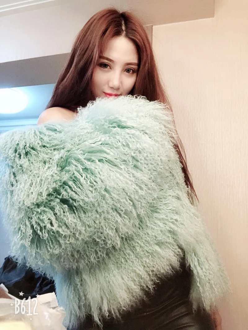 bourgogne Ferme rose Femmes or Royal Laine Manteau Mongolie vert Fourrure gris rouge Menthe Gilet noir Rétro jaune De Mode Plage Manches Agneau bleu Veste CWpqa