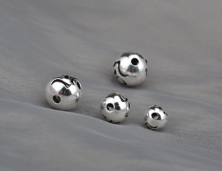 silver-beads0501d