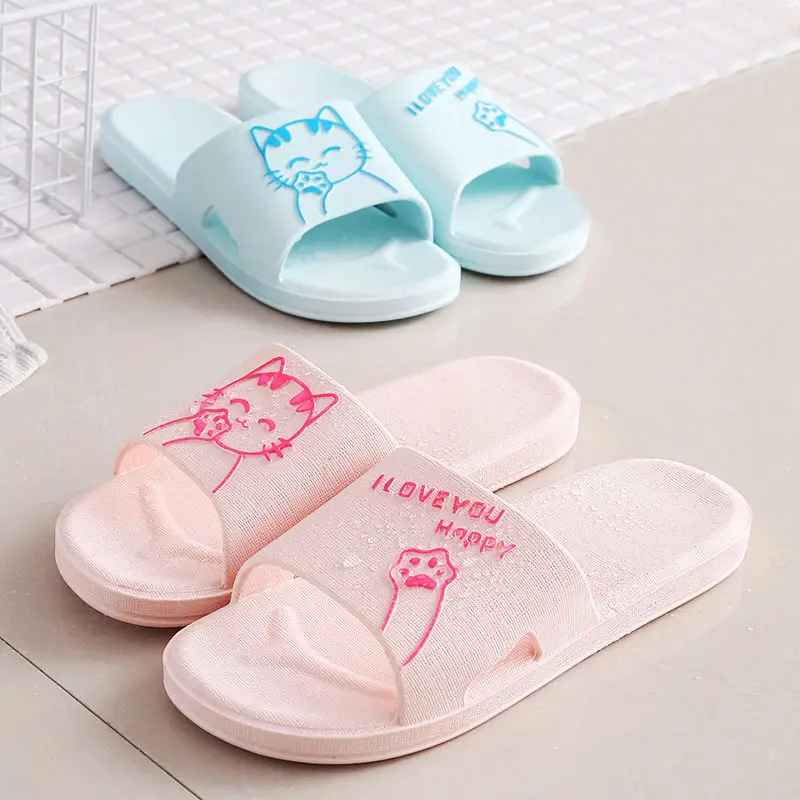 

2019 Cartoon Cat Women Slippers House Summer Bathroom Slippers Beach Bedroom Loves Slipper Male Couple Cute Home Shoes S0949
