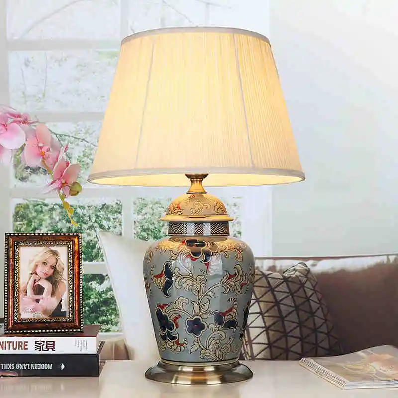 Jingdezhen Chinese creative ceramic table lamp bedroom study living room dining room decoration lamp table (1)