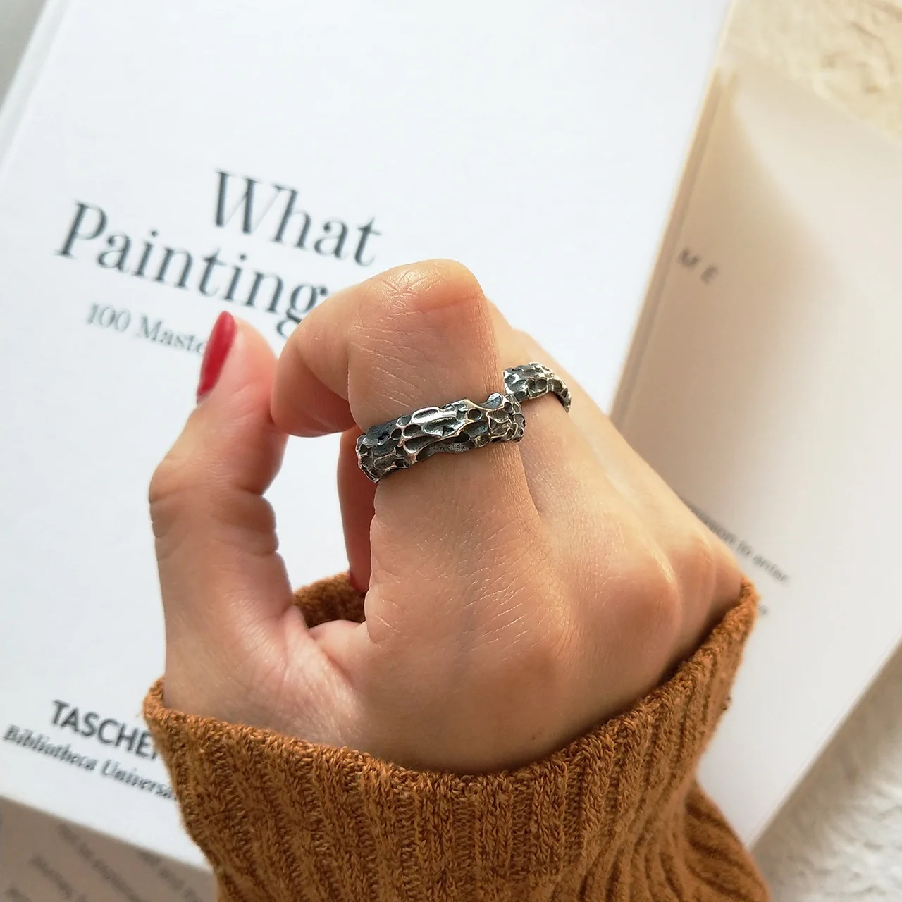 

Korean ring 925 Silver Thai Silver irregular hole Retro-old lover's Couple Ring creative simple design memories gift