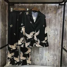 Новая мода пары шелковая домашняя пижама одежды Для женщин с длинными рукавами и рисунком подъемного крана, комплекты одежды комплект из двух часть брючный костюм любит сатиновая Ночная сорочка