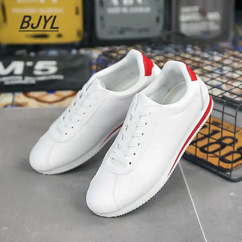 

Men's shoes summer new trend wild Korean sports and leisure white shoes