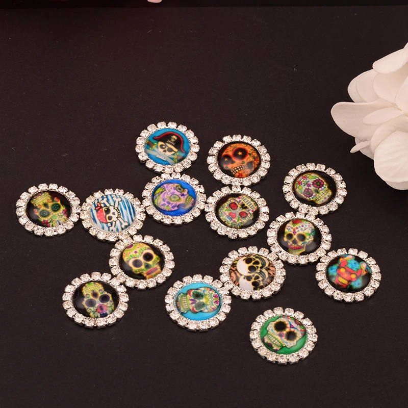 

Rhinestone Skull Embellishment Halloween Decoration Flat back For Craft 20MM 10pcs/lot Silver Color KD255