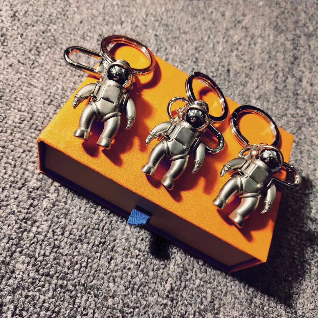 

2019 Best Quality 1:1 Astronaut Key Chains