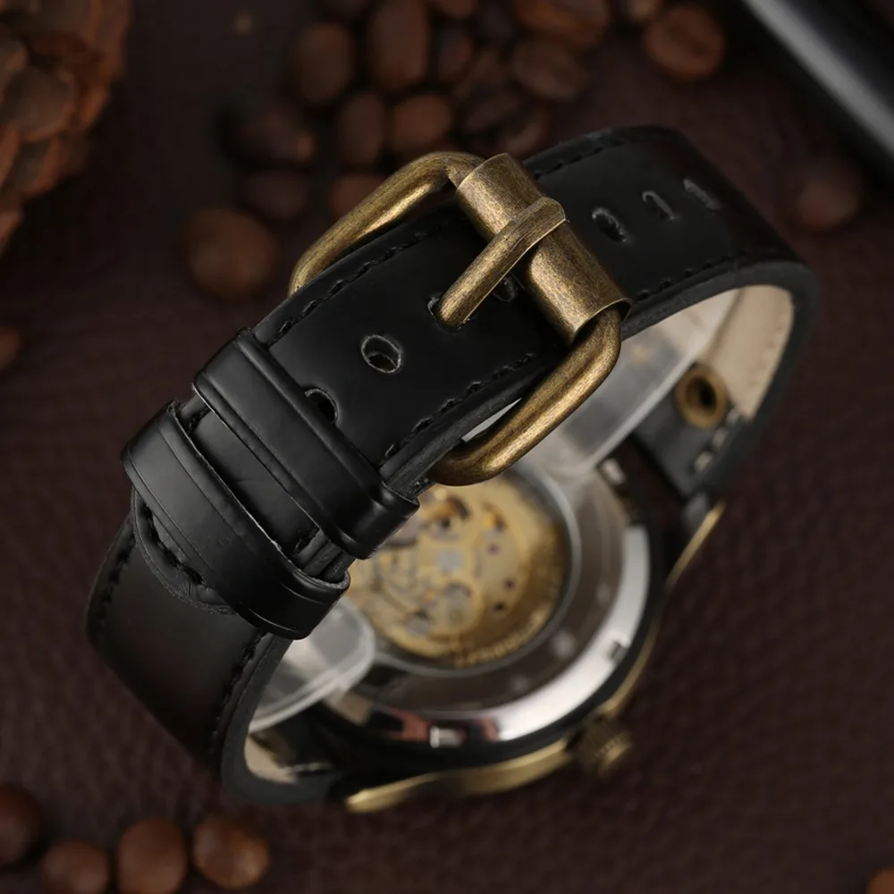W493001-15
