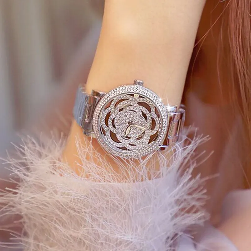 جديد ساعة يد نسائية الراقية قائمة مرتبطة مخصص كامل حجر الراين الجوف نمط حجر الراين مقياس الإناث الجدول أزياء و عارضة