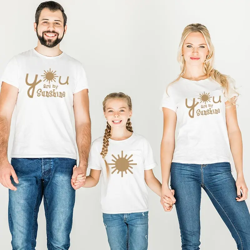 Семейная футболка с надписью You are my sunshine Одинаковая одежда для мамы дочки папы и