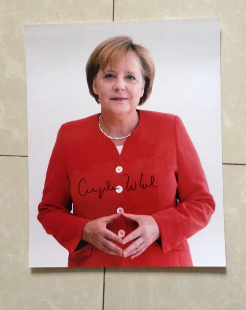 

signed Angela Dorothea Merkel autographed original photo 8*10 collection free shipping 102018B