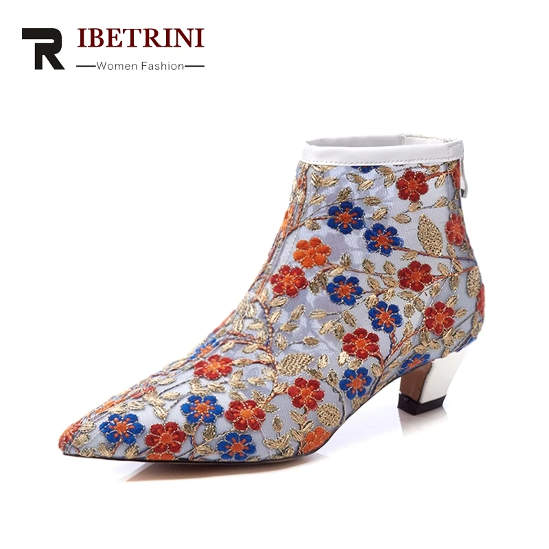 

RIBETRINI 2018 Genuine Leather Large Size 34-42 Zip Up Embroidery Women Shoes Woman Casual Mid Heels Ankle Boots Woman Shoes