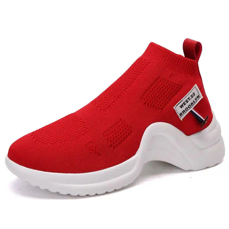 Женские кроссовки с сеткой; дышащие слипоны; Черная повседневная женская обувь; Легкие женские кроссовки; chaussures femme; 028w - Цвет: Красный