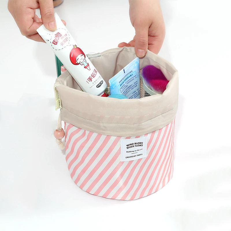 

Flamingo Drawstring Toiletry Storage Bag Travel Cylinder Cosmetic Organizer Bags Oxford Cloth Multifunction Makeup Storage Pouch