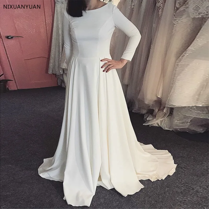 

White Ivory Simple Wedding Dress with Long Sleeves Vintage Scoop Neck Satin Backless Robe De Mariee Custom Made Sweep Train