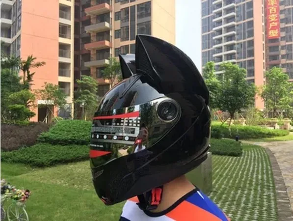 

2018 Motorcycle in the summer of the four seasons all men and women by anti-fog helmet's cross-country car horns cat ears helmet