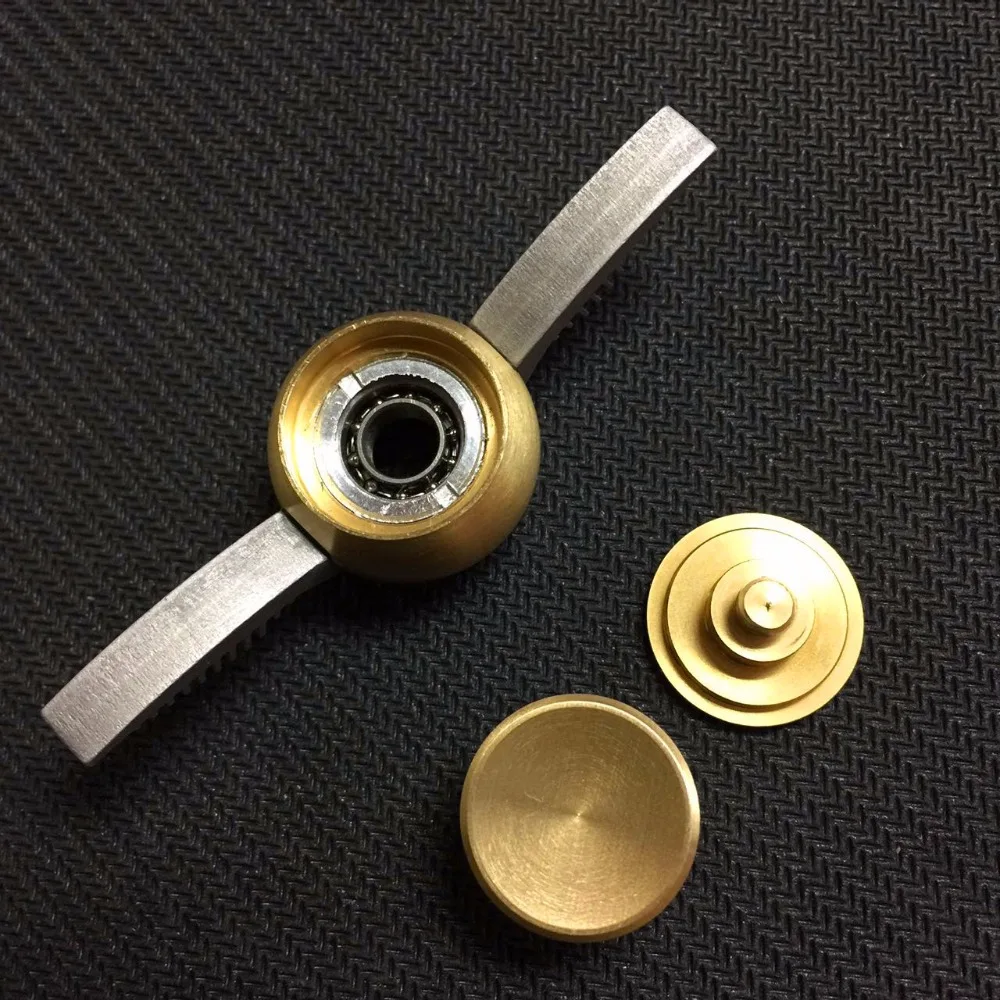 4389605904_1816664291