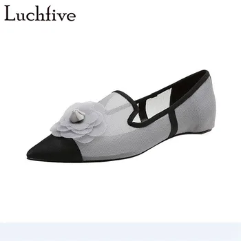 

Air Mesh Flowers Decor Flats Sweet Pointy Toe Casual Shoes Woman Grey Pink Slip On Runaway Outwear Fashion Flat Shoes Women