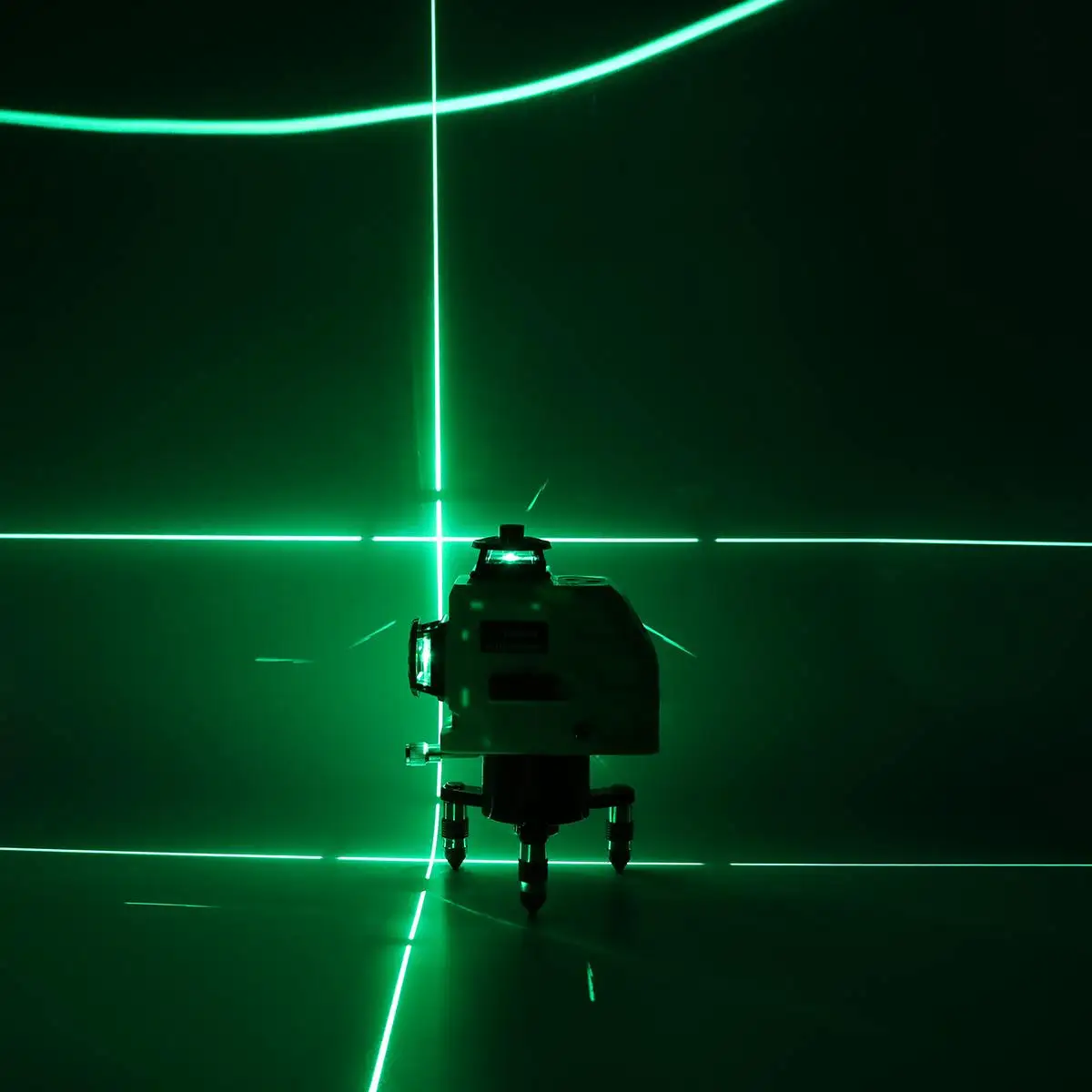 100-240V 12 Lines 3D Green Laser Level Self-Leveling 360 Degre Horizontal & Vertical Cross Green Laser Beam Line W/ Tripod