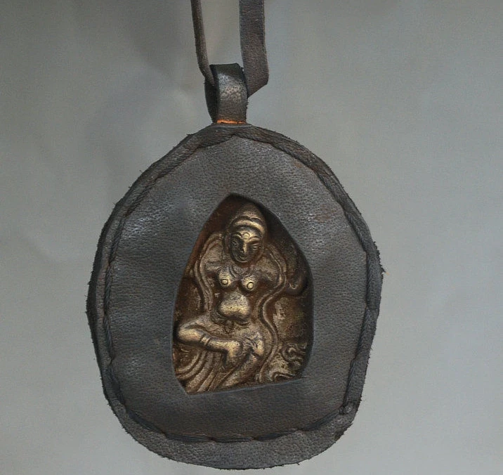 

Rare Old Tibet Buddhism Bronze Vajravarahi Dorje Phakmo Statue Amulet Pendant