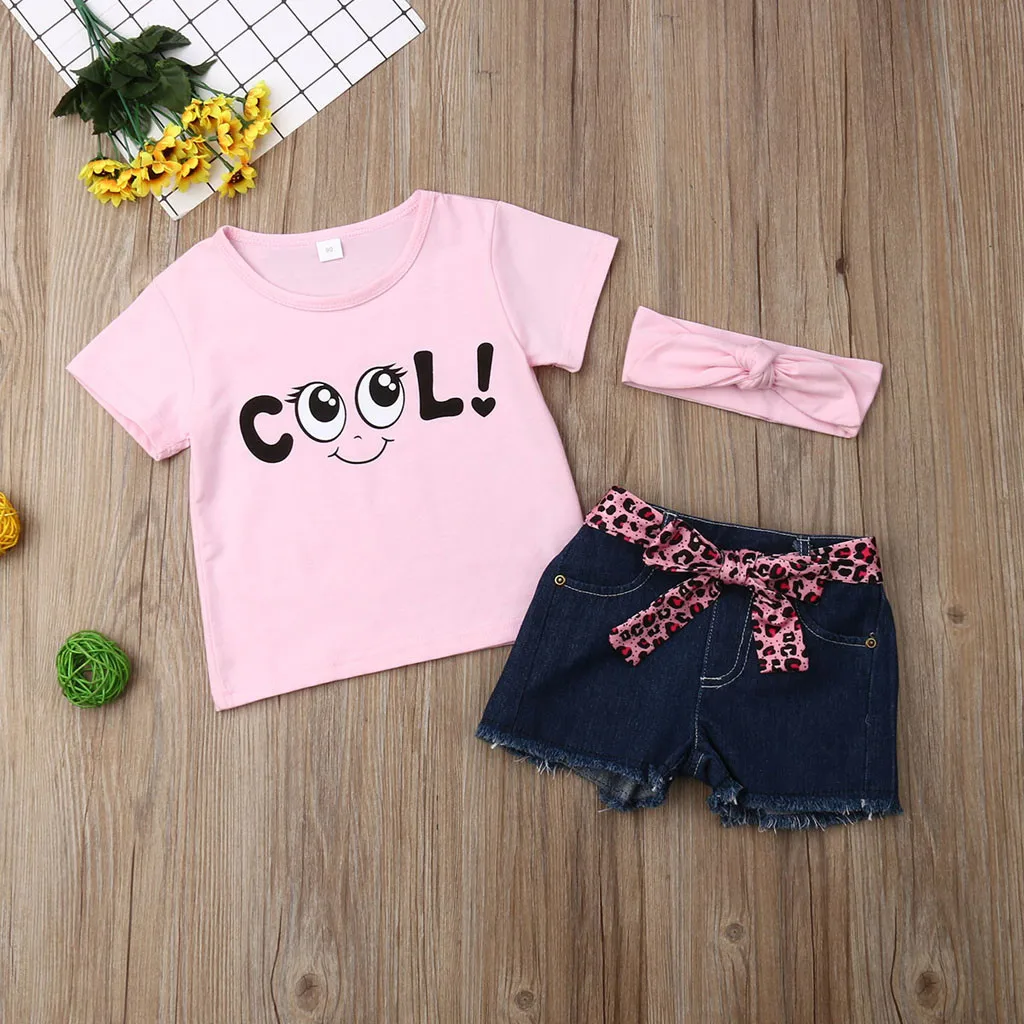 Детская одежда, футболка с буквенным принтом для маленьких девочек, топы, джинсовые шорты, комплект с повязкой на голову, летняя мода