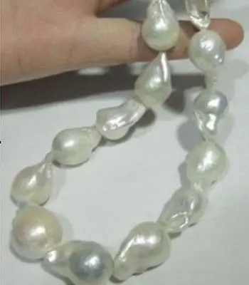 

Hot sale Free Shipping>>HOO SOUTH SEA WHITE BAROQUE PEARL NECKLACE
