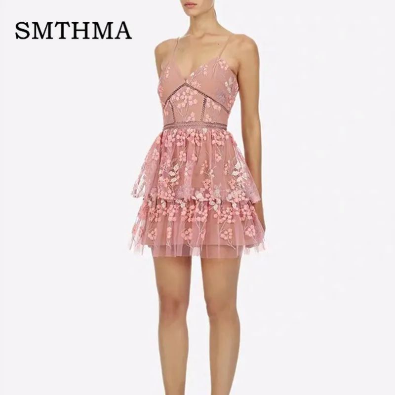 

High quality runway 2019 Summer new arrive pink strap Lace dress women Mesh Sequin embroidery mini dress