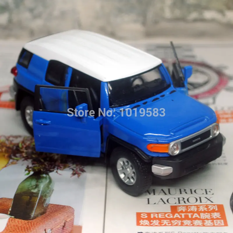 WELLY 1/36 масштабные автомобильные игрушки Япония Тойота FJ Крузер SUV литая модель металлическая модель автомобиля для подарка/детей/коллекции