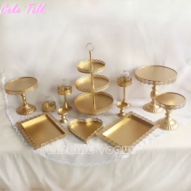 set of 12 pieces