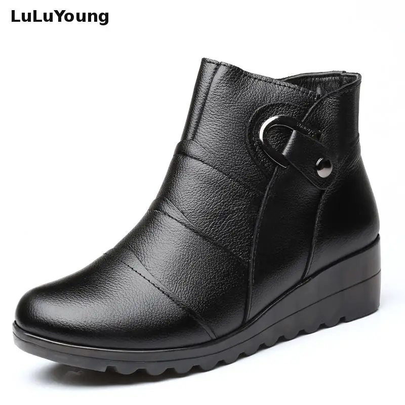 

Winter Soft Bottom Middle-aged Women Genuine Leather Ankle Boots Warm Mother Shoes Snow Boots