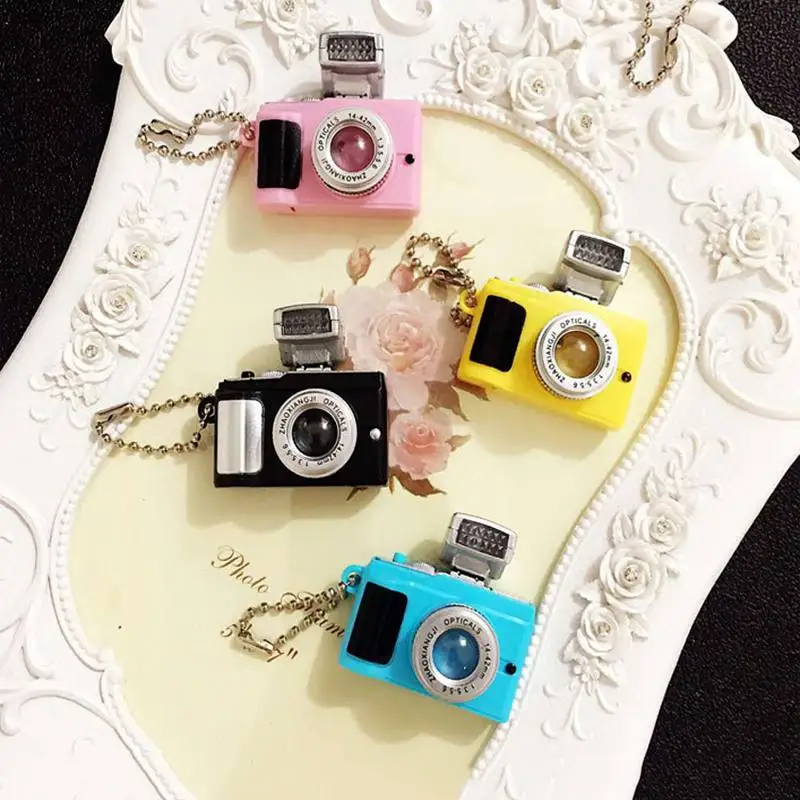 

2019 Retro Camera with LED Light Vocal Keychain Light Car Mobile Phone Bag Pendant