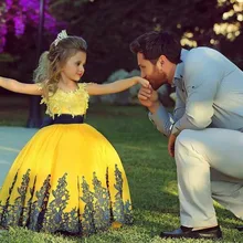 Милое яркое желтое бальное платье кружевные платья с цветочной аппликацией для девочек пышное платье в пол для маленьких девочек