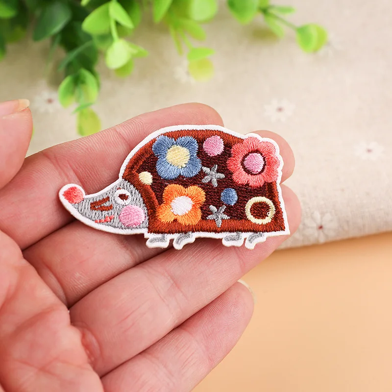 7985408085_838504308