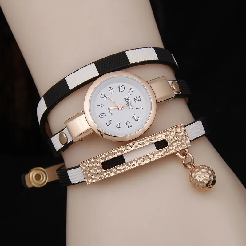 

New Design 2016 Fashion Watches Women Luxury Rhinestone Watches Quartz Watch Women Dress Watches Wristwatches Ladies Clock AC101
