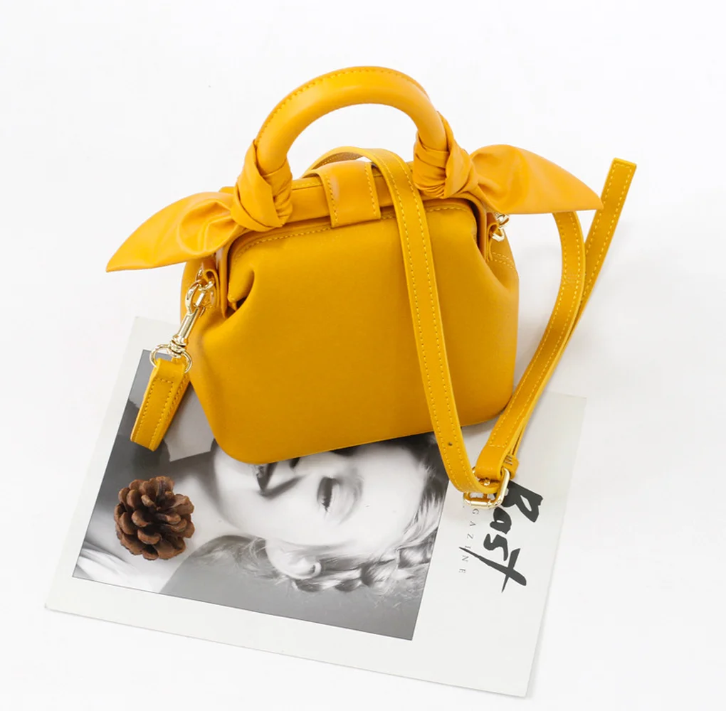 

2018 New Korean Version Single Shoulder Women's Bag Fashion Portable Box Bag Simple All-match Stylish Leisure Exquisite Bow