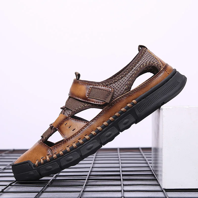 Мужская Летняя однотонная Модная стильная пляжная обувь легкая дышащая кожаная обувь для отдыха на низком каблуке DD108