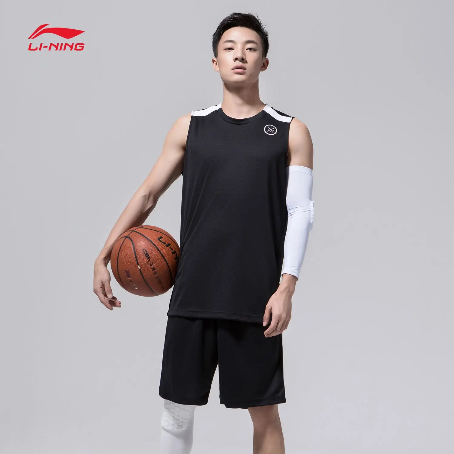 

Li-Ning Men Basketball Competition Sets Comfort Vest + Shorts 2 Pieces LiNing Sports Suits 2018 New Wade Fast Dry Aatn007