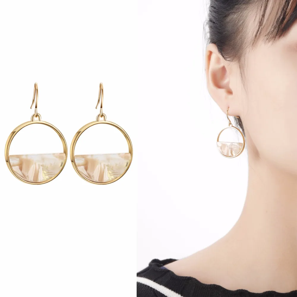 

New fashion hemisphere earrings Acrylic earrings personality atmosphere exaggerated version geometric round acrylic earring