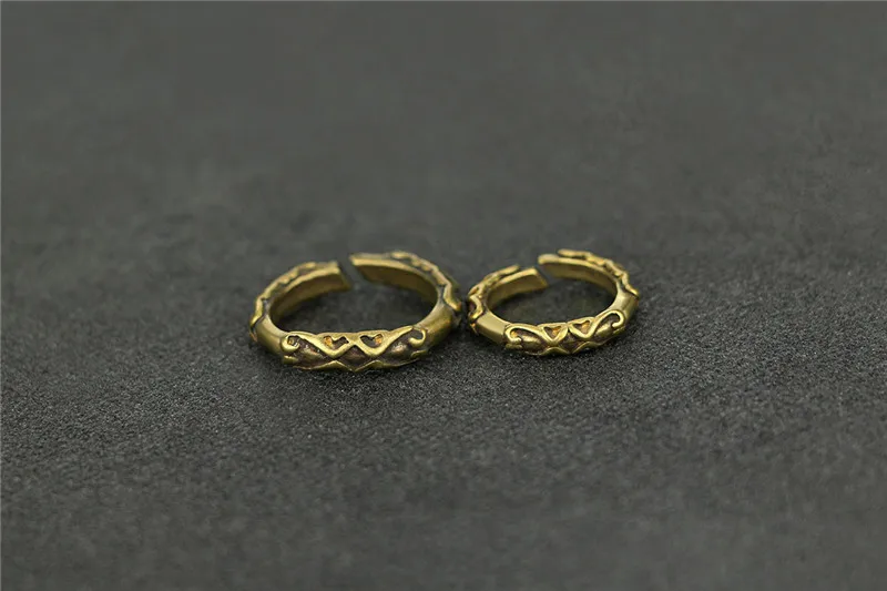 Brass Vintage  Pattern Key Rings (1)